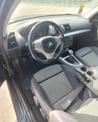 BMW Seria 1 cena 14900 przebieg: 236684, rok produkcji 2005 z Garwolin małe 37